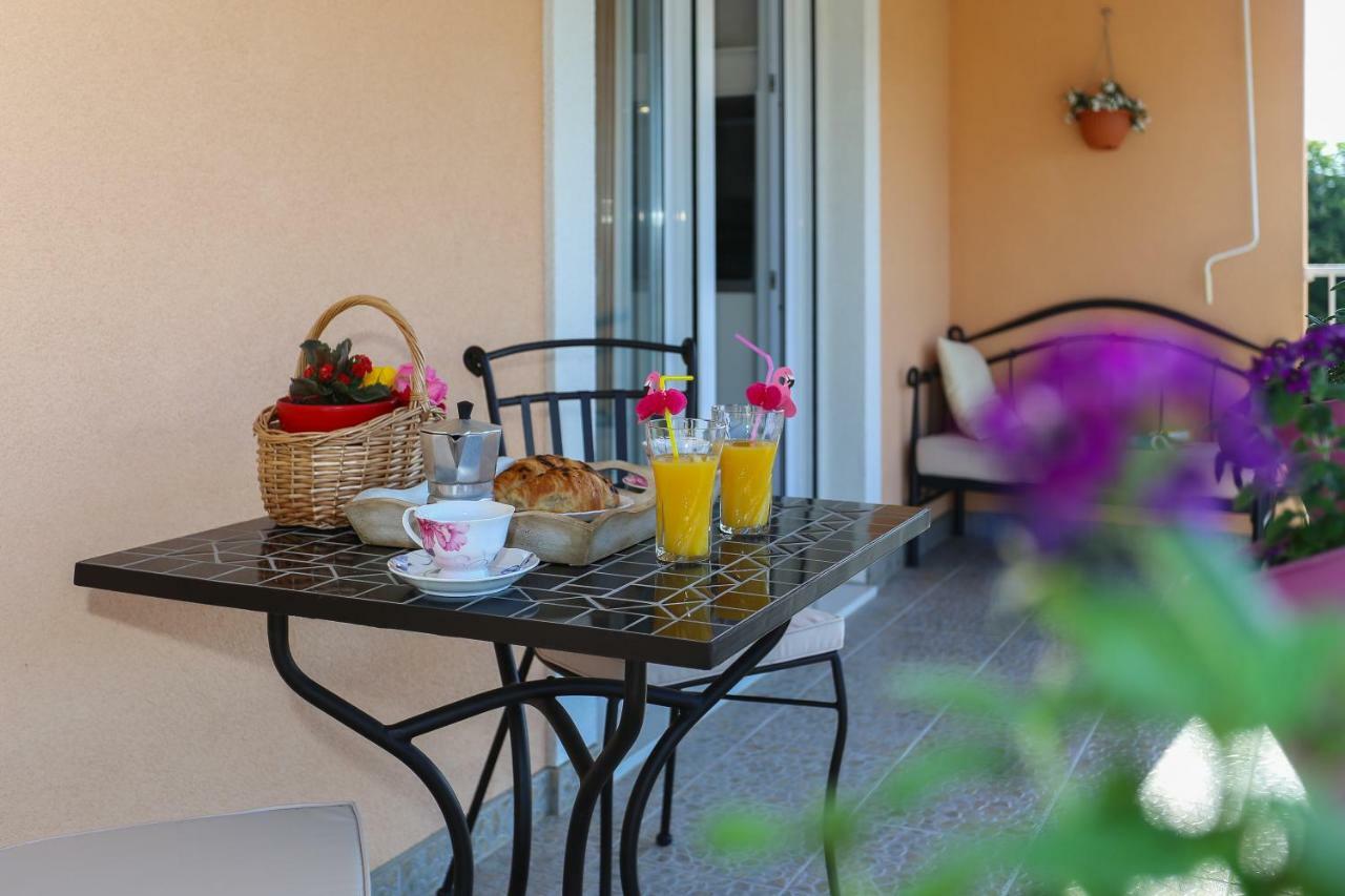Ferienwohnung Periska Kaštela Exterior foto