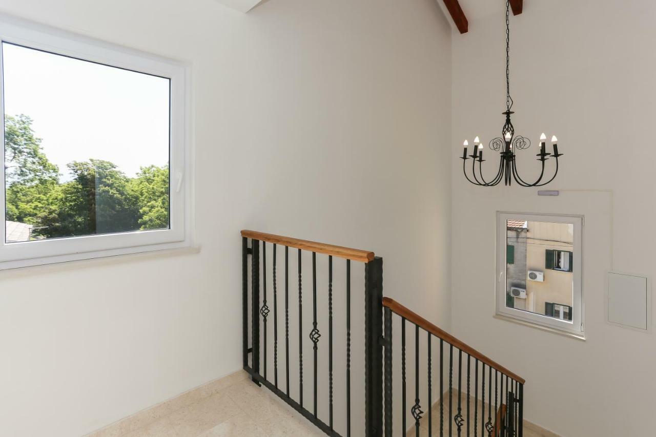 Ferienwohnung Periska Kaštela Exterior foto