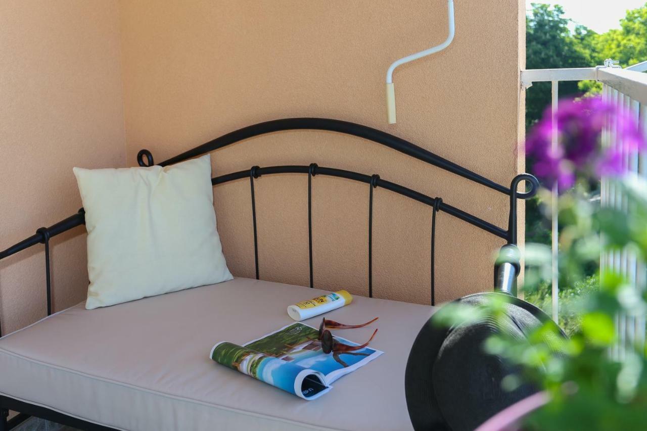 Ferienwohnung Periska Kaštela Exterior foto